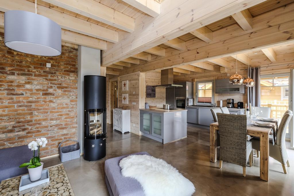 Bergwaldlodges Einklang & Blickfang เชียร์เคอ ภายนอก รูปภาพ